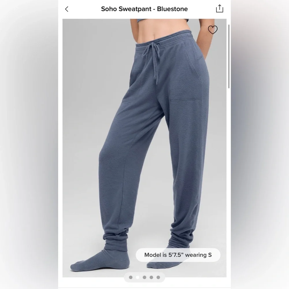 Alo Soho Sweatpant size Small Navy